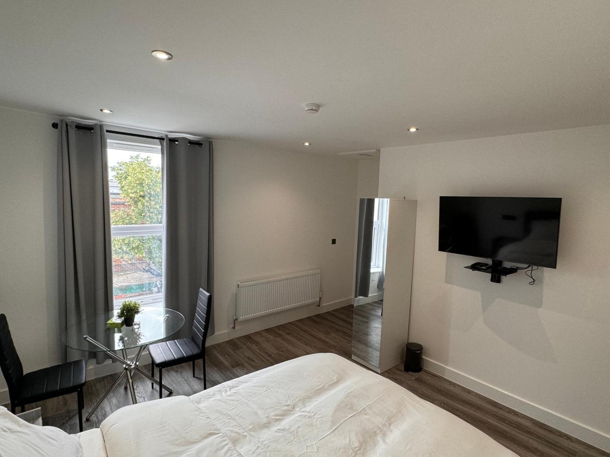 Ria Capsule hotel Nottingham